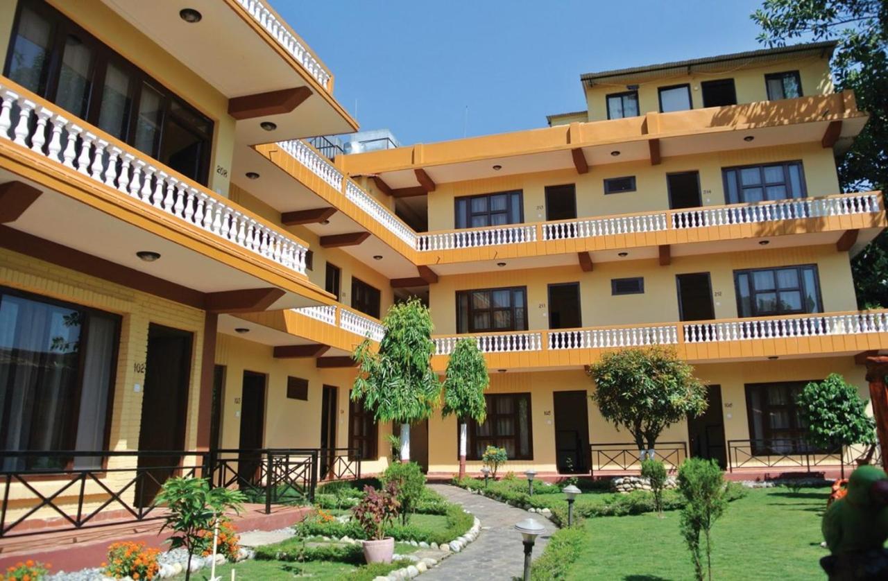 Hotel Homeland Покхара Екстер'єр фото